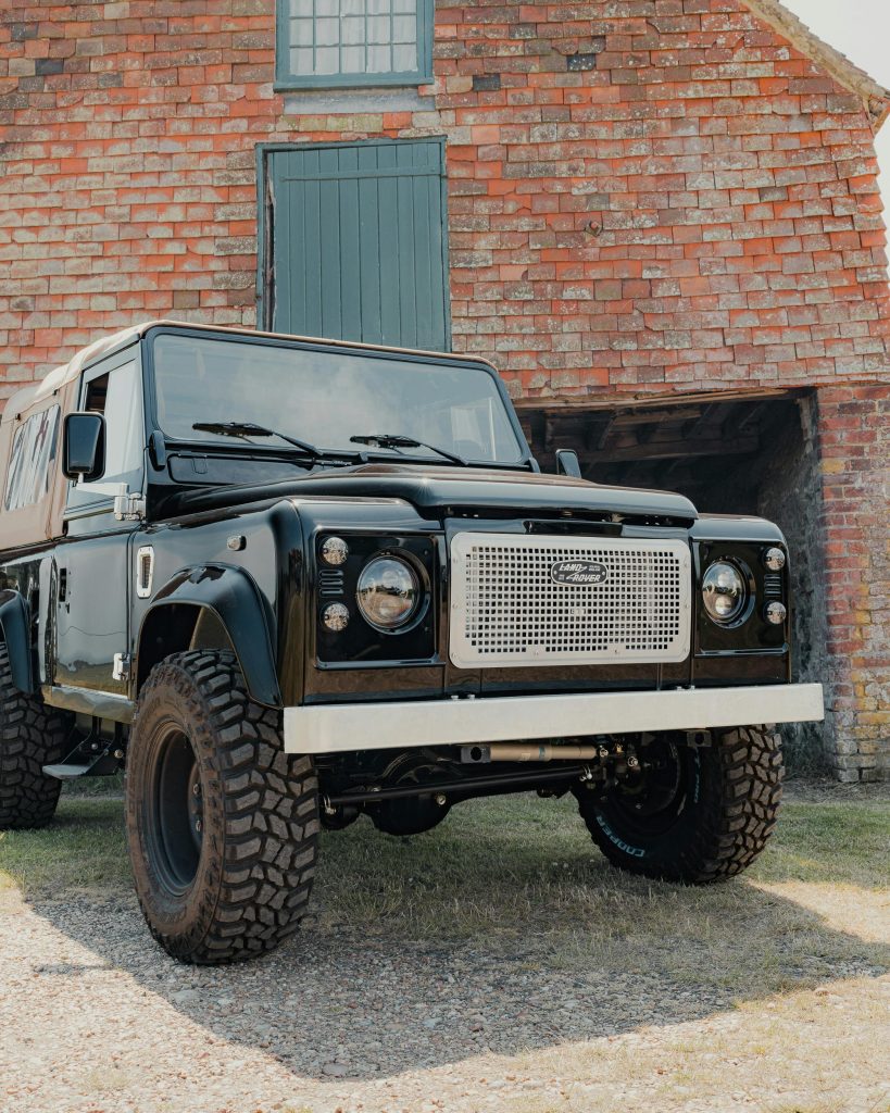 Land Rover Defender Overlanding & Camping Setup Guide